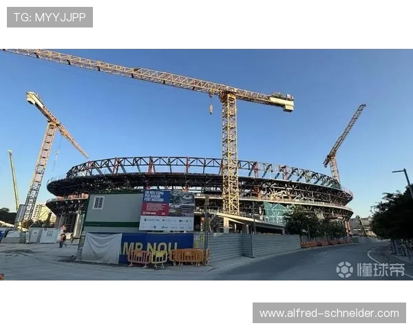 西媒曝光诺坎普翻新建筑商资质遭质疑 曾仅建一座球场