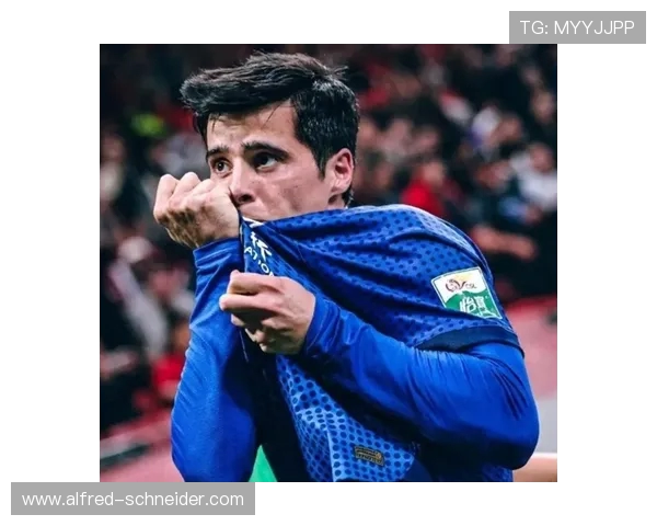 特谢拉进球难救主 上海申花客场惜败江原FC遭遇亚冠小组赛首场失利