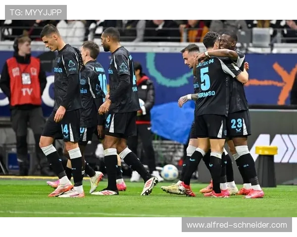 多特蒙德客战法兰克福阵容公布 安塞尔米诺与阿德耶米首发 吉拉西替补待命