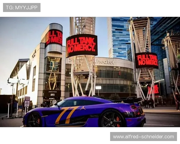 原创东契奇开布加迪引热议！驾驶豪车抵达球馆战旧主 满脸严肃剑指6连胜